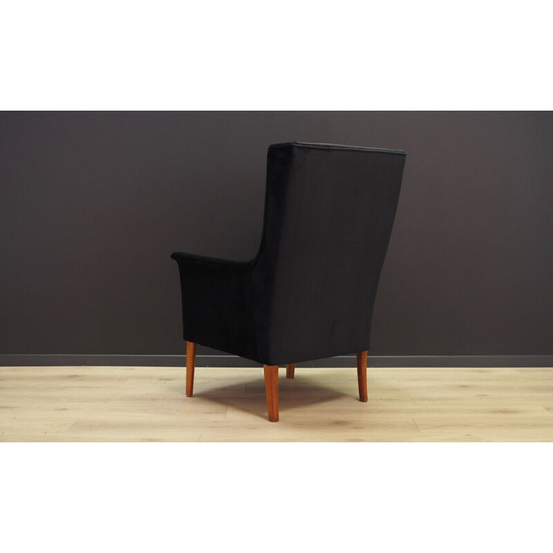 Vintage armchair in black velvet, 1960-1970