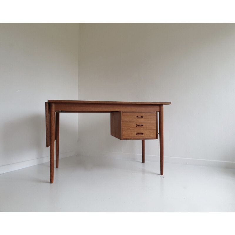 Vintage extendable teak desk by Arne Vodder for Sigh & Søns, Denmark, 1950s