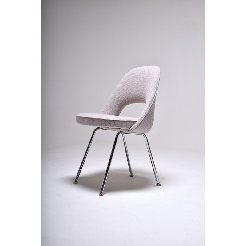 Suite vintage de 8 chaises dont 1 fauteuil par Eero Saarinen pour Knoll