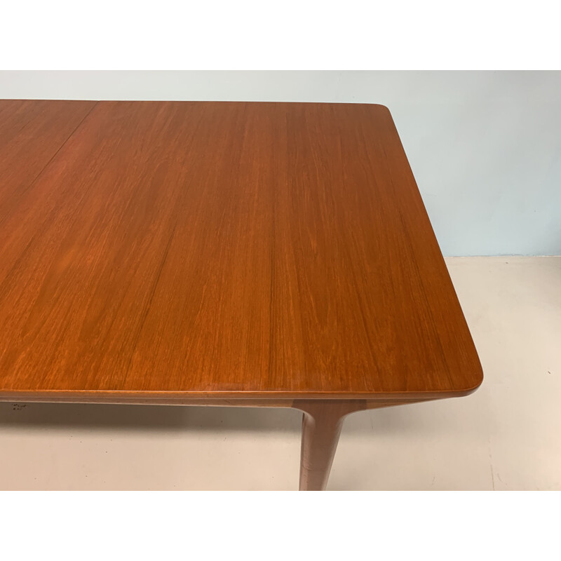 Vintage McIntosh dining table, 1960