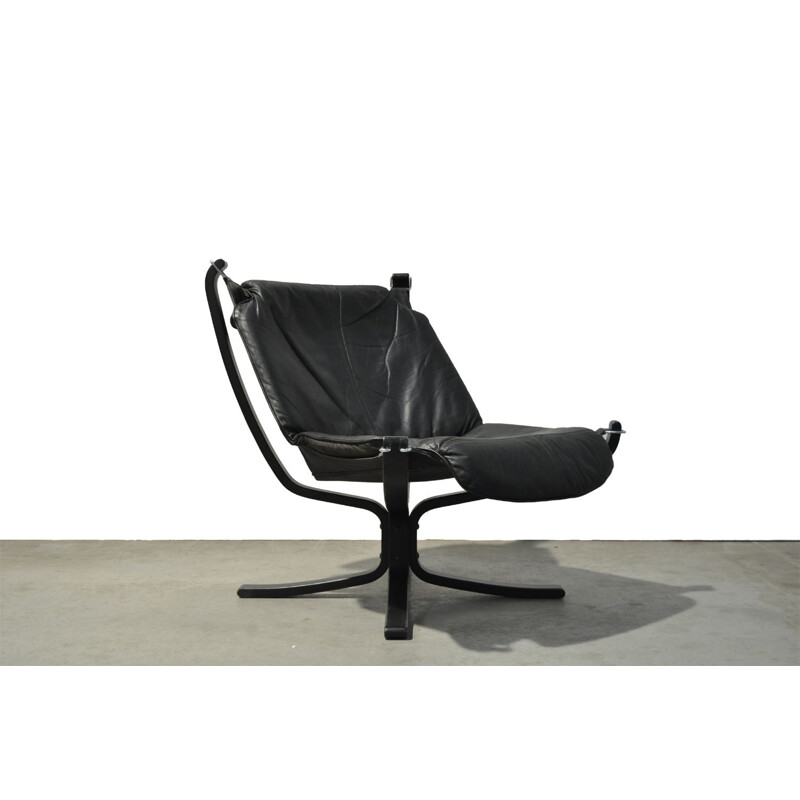 Vintage black leather falcon chair by Sigurd Ressell for Vatne Mobler, 1970