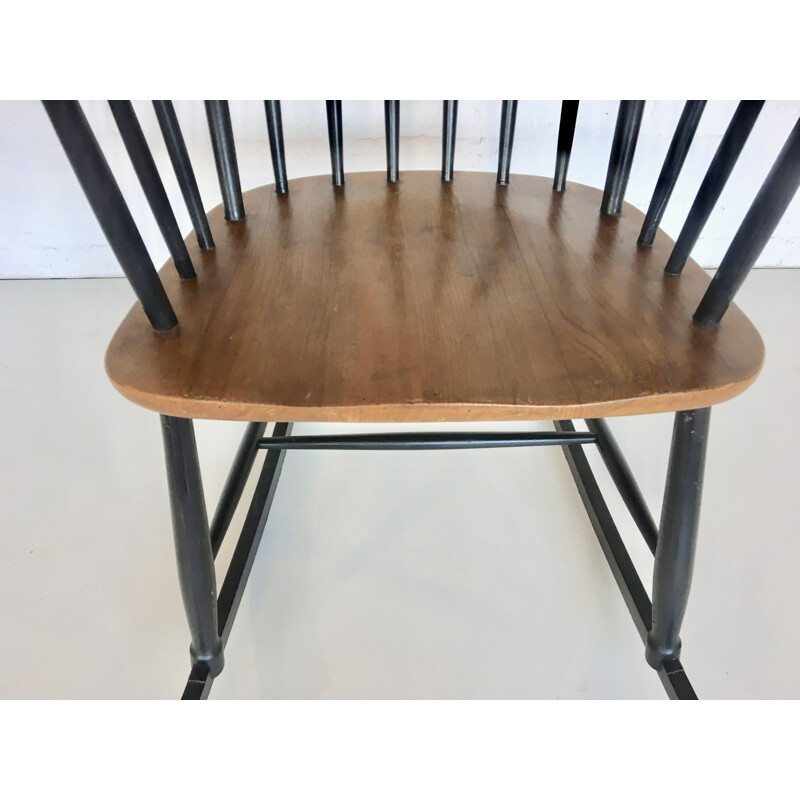 Rocking chair vintage en teak et métal 1960