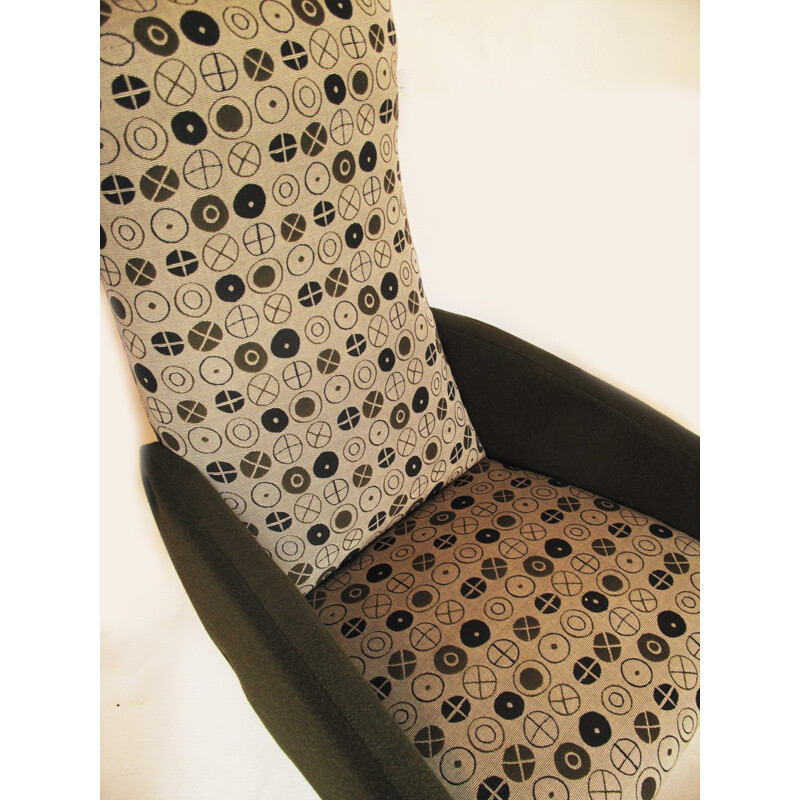 Vintage armchair in "Maharam" fabric - 1950s