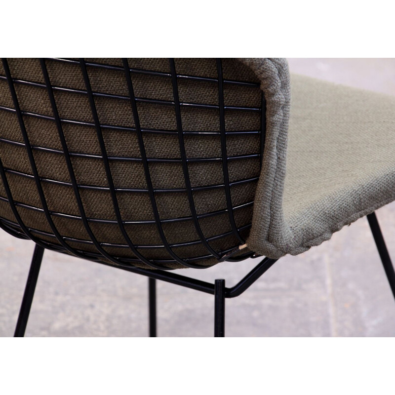 Chaise vintage en tissu kaki et acier de Harry Bertoia par Knoll
