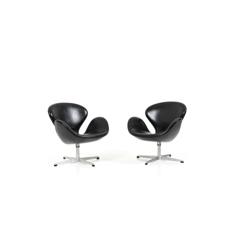 Paire de fauteuils vintage Swan par Arne Jacobsen pour Fritz Hansen, Danemark 1963