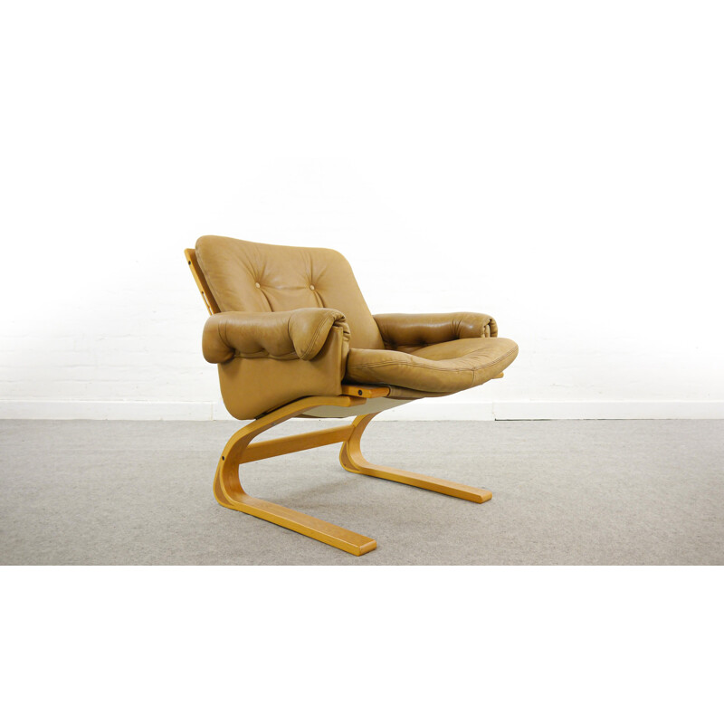 Sillón Kengu vintage de cuero marrón de Solheim para Rykken, Noruega, 1970