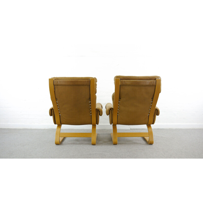 Set of 2 vintage Kengu armchairs in brown leather by Solheim from Rykken, Norway, 1970s
