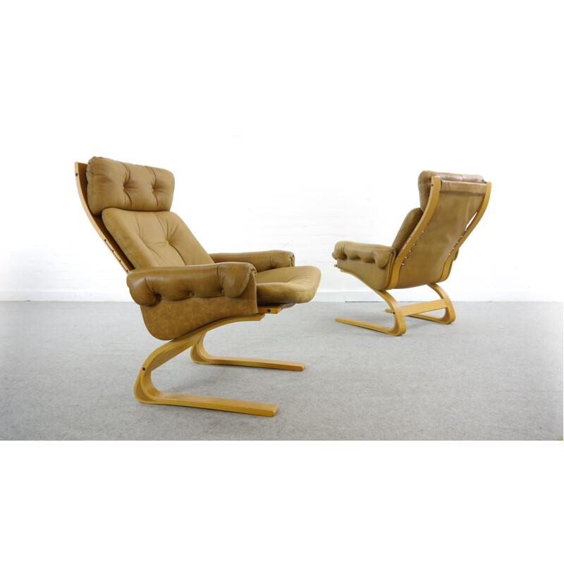 Set of 2 vintage Kengu armchairs in brown leather by Solheim from Rykken, Norway, 1970s