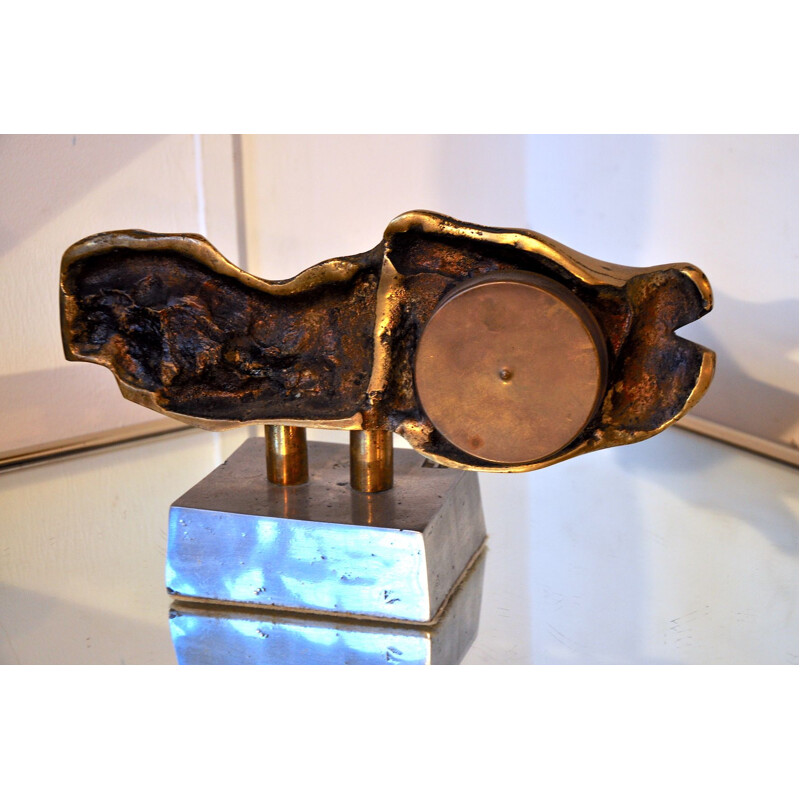 Horloge vintage brutaliste en laiton et bronze par David Marshall, 1980