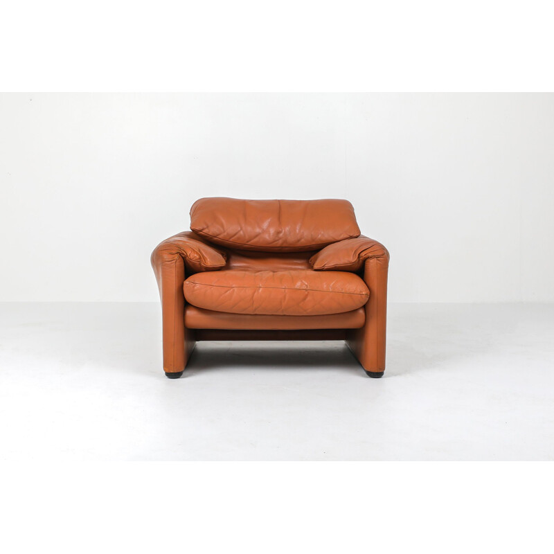 Vintage Maralunga cognac leather club chairs by Vico Magistretti for Cassina, 1974