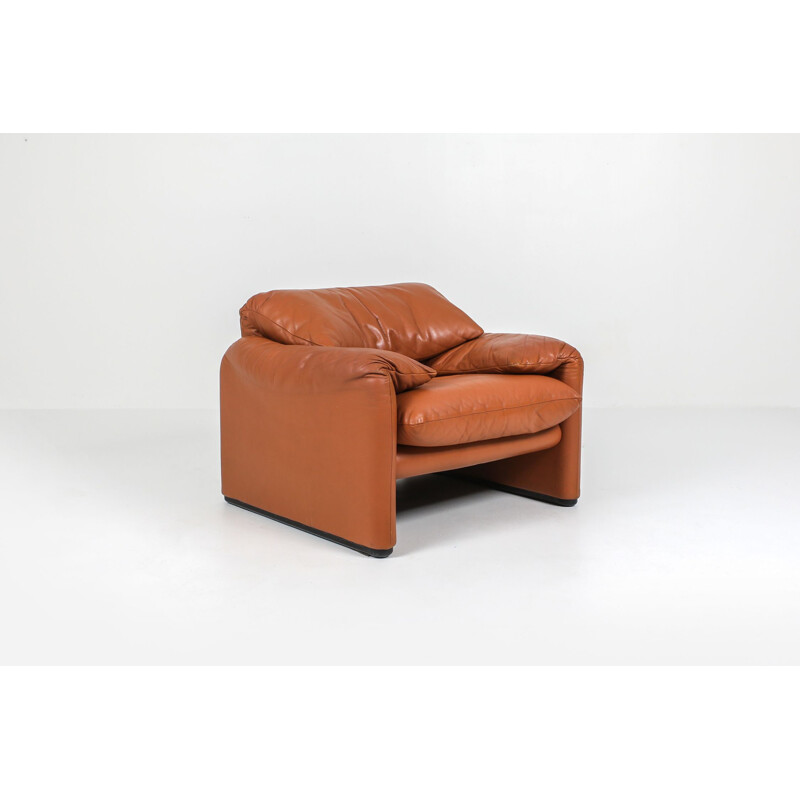 Vintage Maralunga cognac leather club chairs by Vico Magistretti for Cassina, 1974