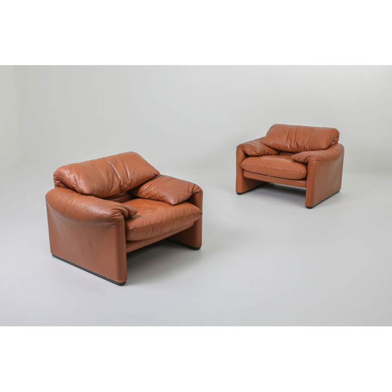 Vintage Maralunga cognac leather club chairs by Vico Magistretti for Cassina, 1974