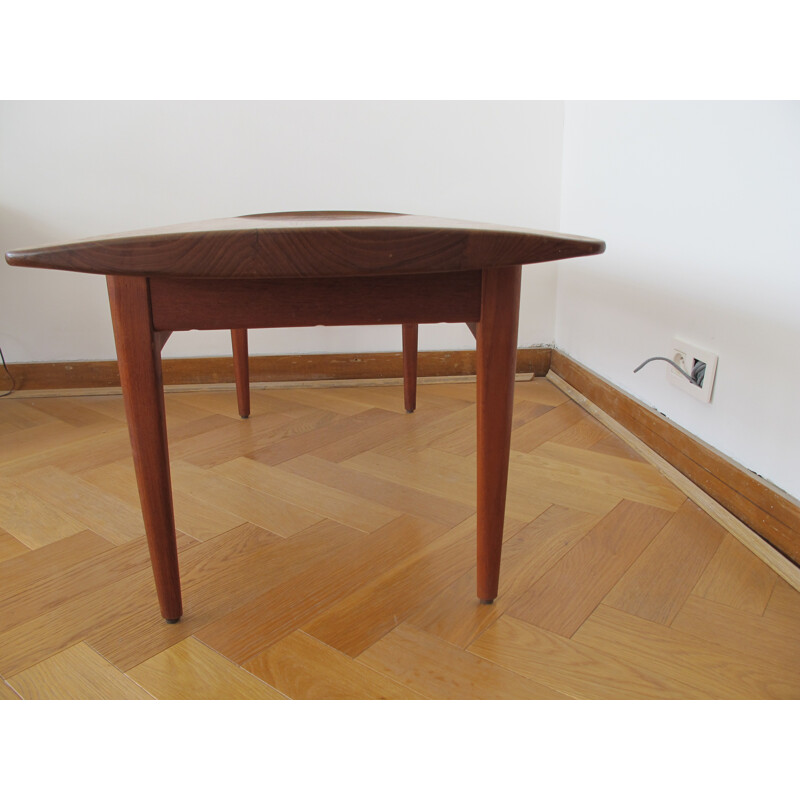 Table basse France & Daverkosen en teck massif, Evrard KINDT LARSEN - 1950