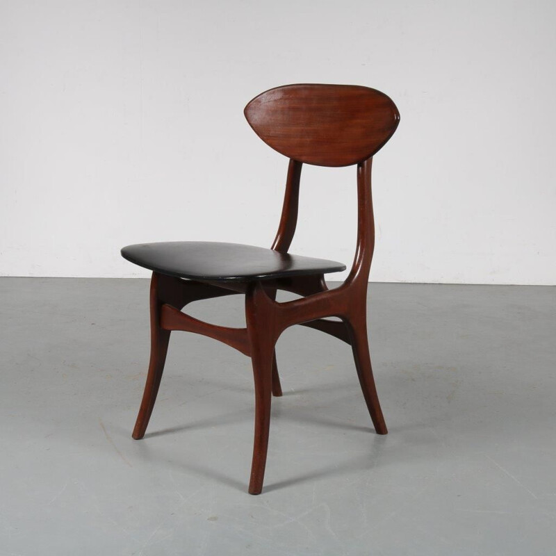 Set of 6 dining chairs  designed by Louis van Teeffelen, manufactured by WéBé in the Netherlands 1950