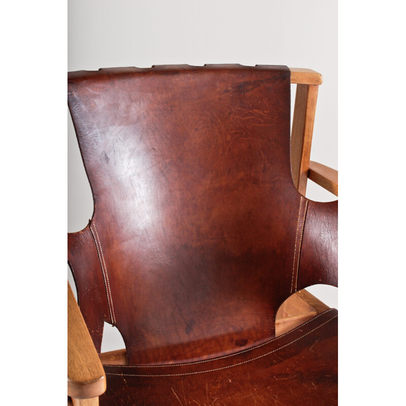 Vintage Trienna chair in oakwood and leather, Carl Axel ACKING - 1950s