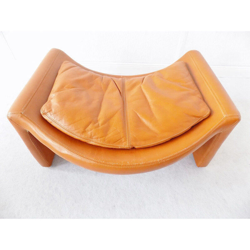 Vintage P60 leather lounge chair with ottoman by Vittorio Introini for Saporiti, 1962