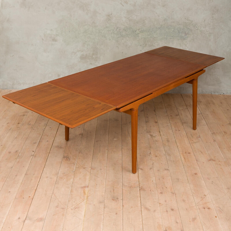 Vintage teak extension table by Johannes Andersen, 1960s