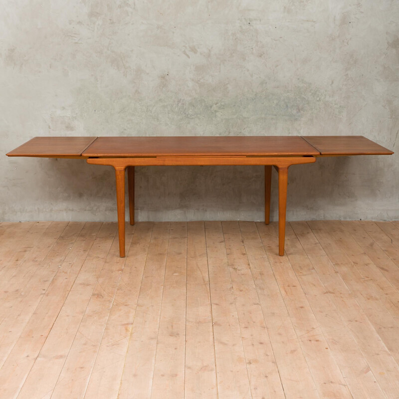 Vintage teak extension table by Johannes Andersen, 1960s