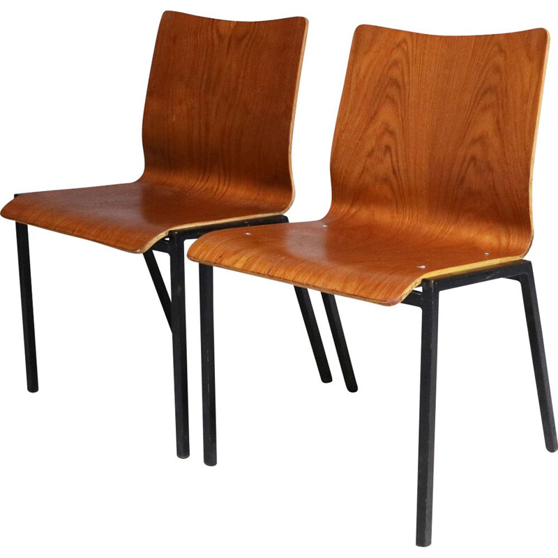 Ensemble de 4 chaises vintage empilables en bois,  1960
