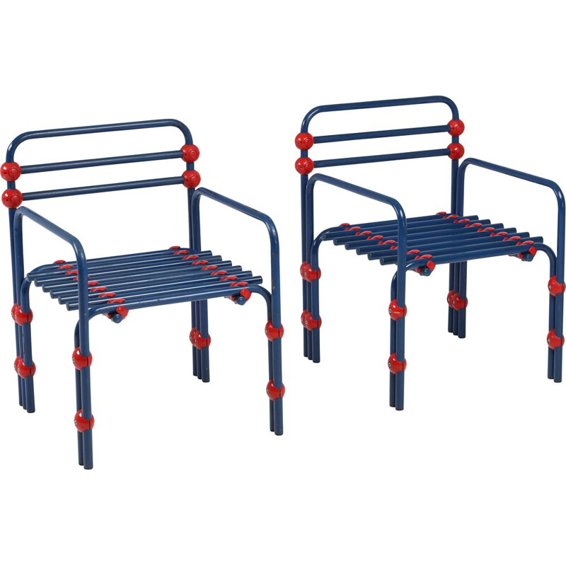 Pair of vintage armchairs in red and blue 1980