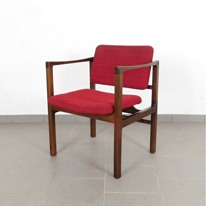 Set of 8 vintage red armchairs, 1970s