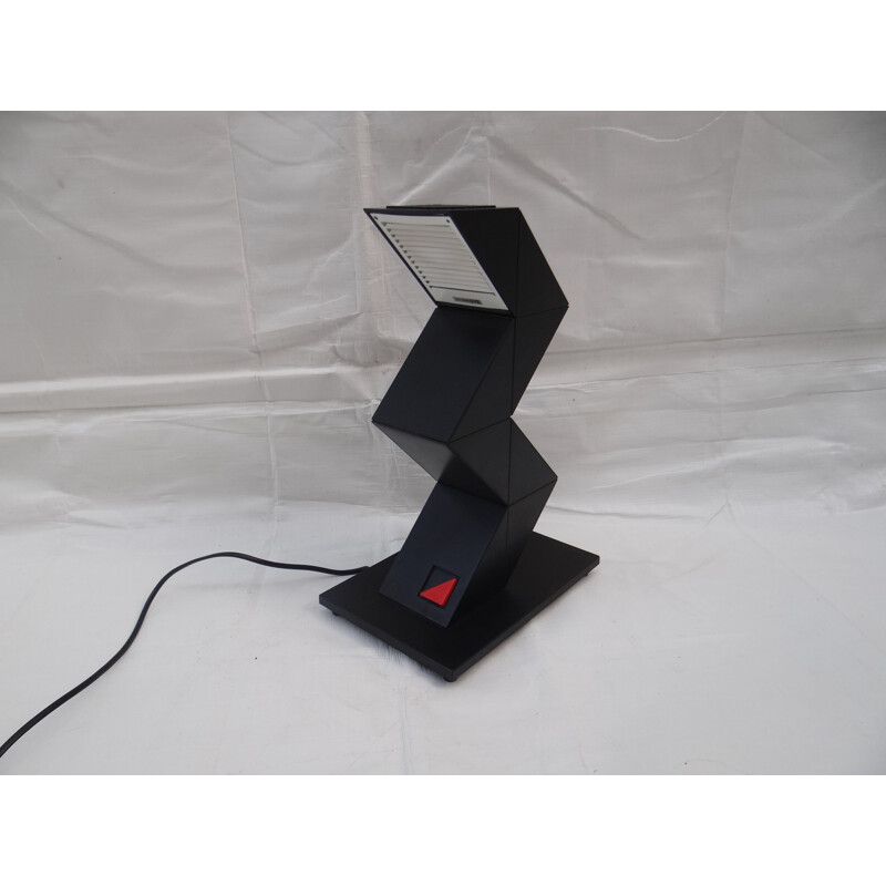 Lampe Zig Zag par Chan Shui pour Massive Lighting, 1980