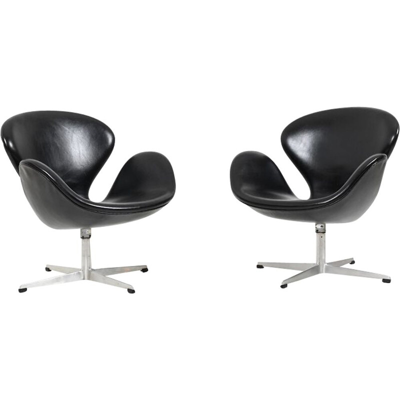 Paar vintage Swan fauteuils van Arne Jacobsen voor Fritz Hansen, Denemarken 1963