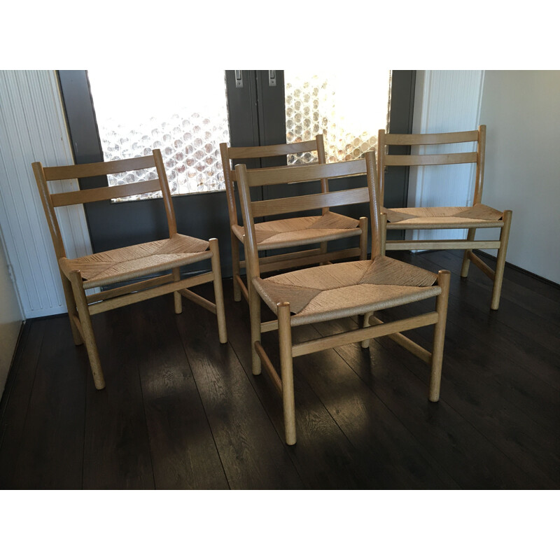 Set of 4 oak vintage dining chairs by Hans J. Wegner for Carl Hansen & Søn, 1970s