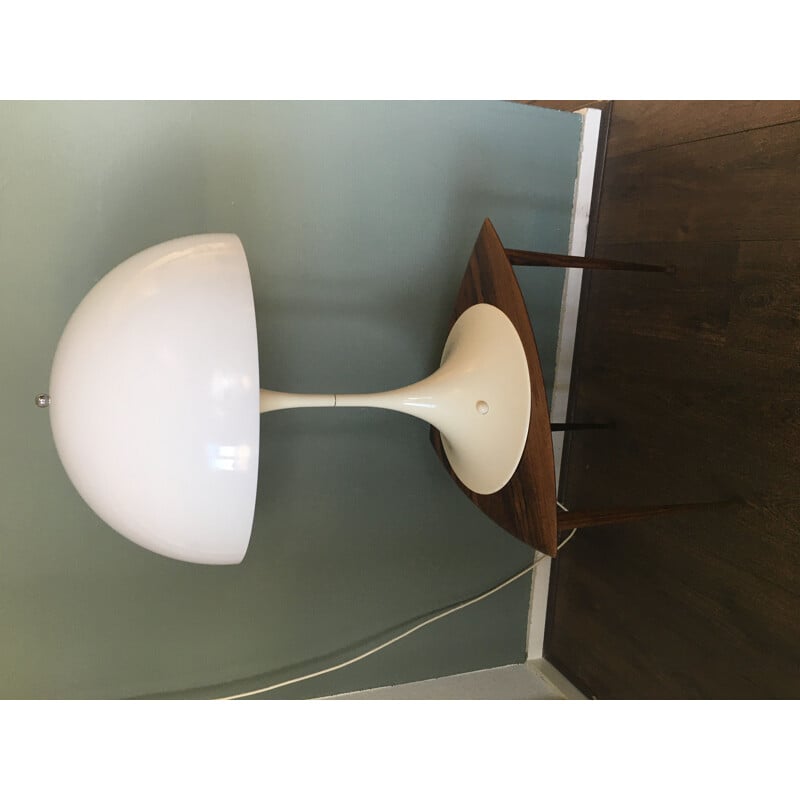 Lampe de table vintage blanche de Verner Panton pour Louis Poulsen, 1970