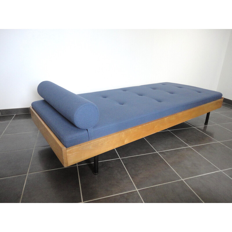 French daybed in ashwood and kvadrat fabric - 1950s