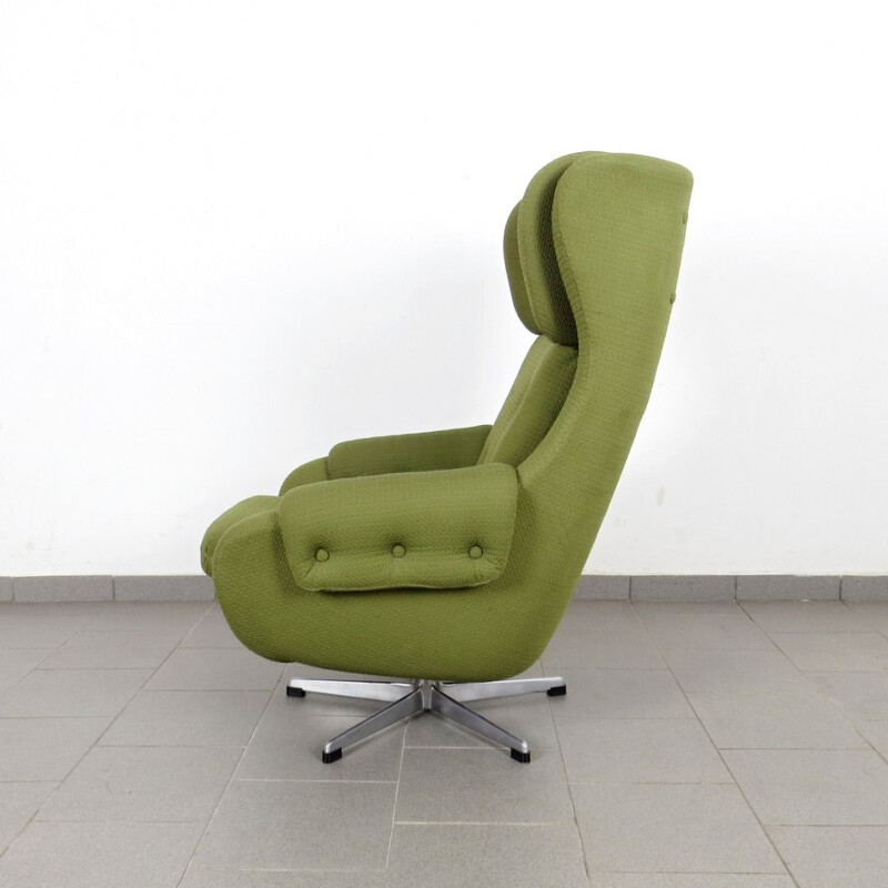 Pair of vintage green armchairs by UP závody, 1970