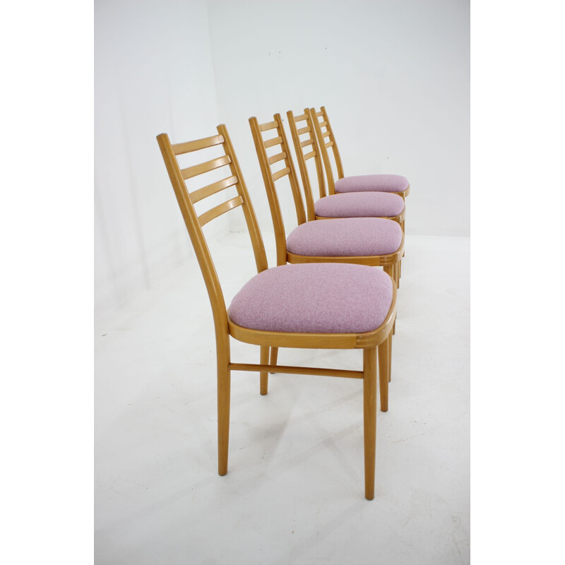 Ensemble de 4 chaises vintage de Interier Praha, Tchécoslovaquie, 1970 