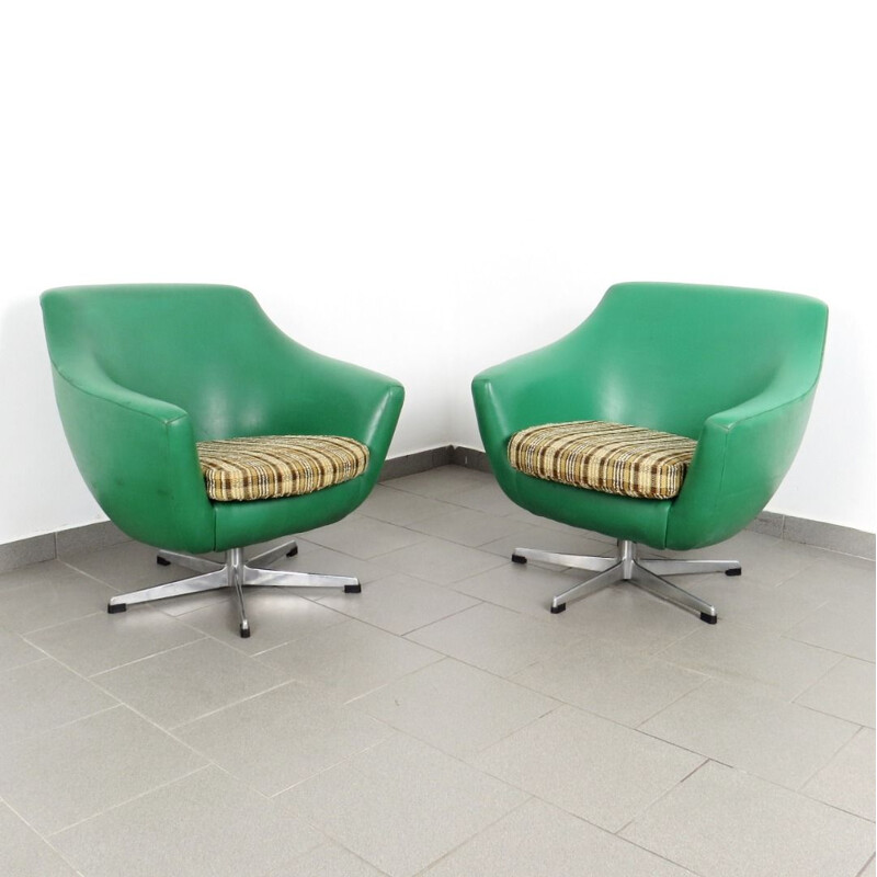 Pair of 2 vintage green armchairs by UP zavody, 1970