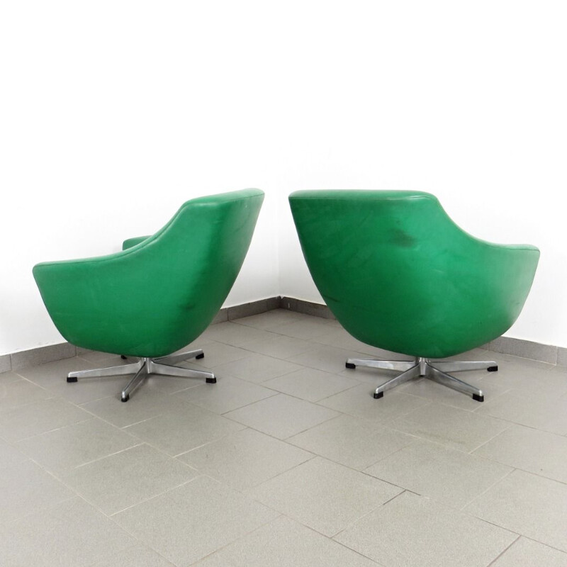 Pair of 2 vintage green armchairs by UP zavody, 1970