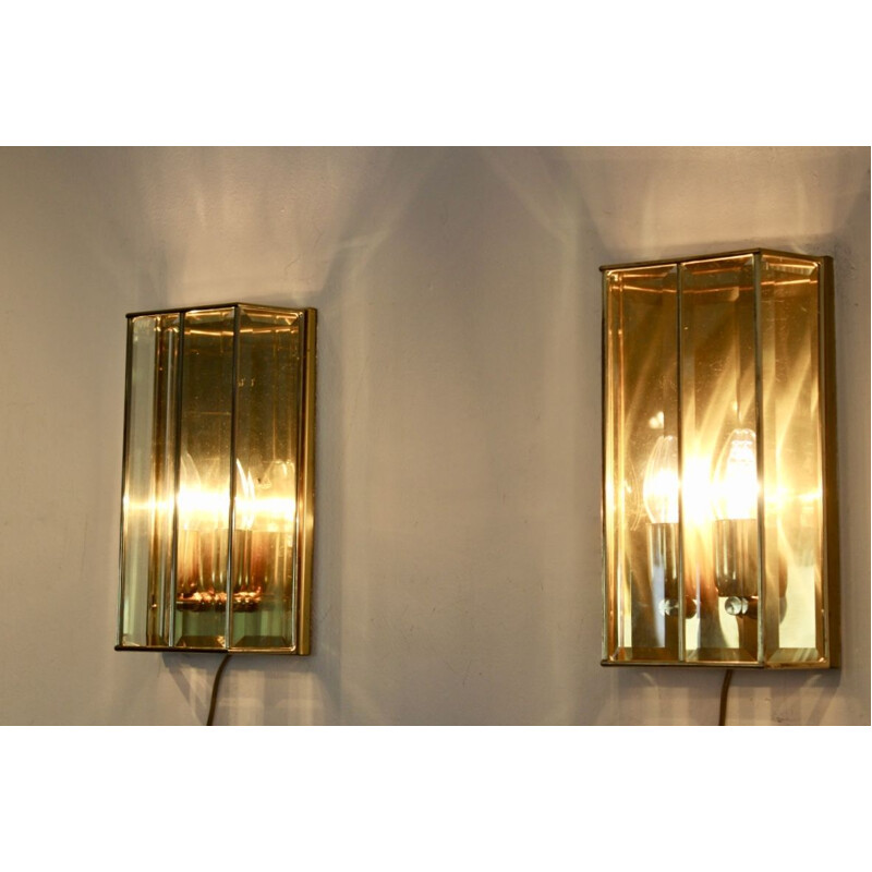 Vintage Pair of glass and brass wall lamp, France