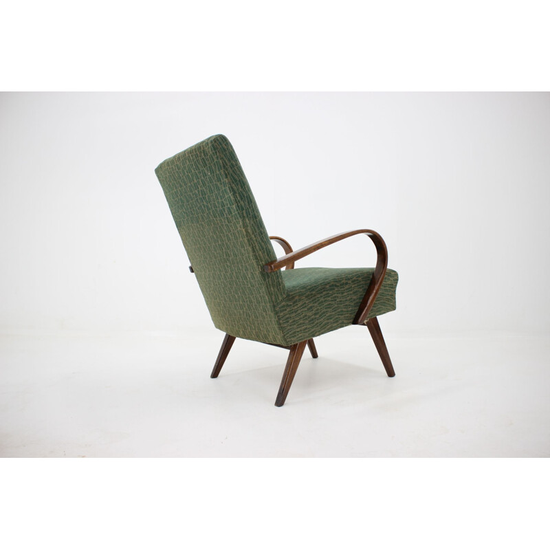 Paar vintage fauteuils van Jindrich Halabala 1960