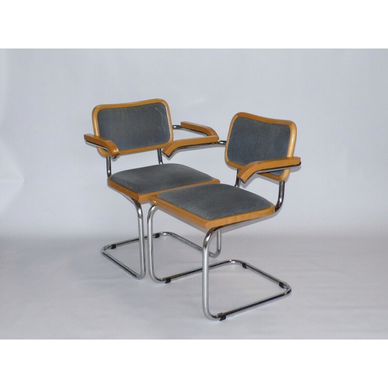 Paire de chaises vintage Modele B64 1980