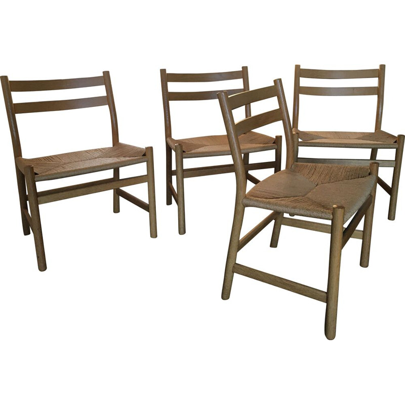 Set of 4 oak vintage dining chairs by Hans J. Wegner for Carl Hansen & Søn, 1970s