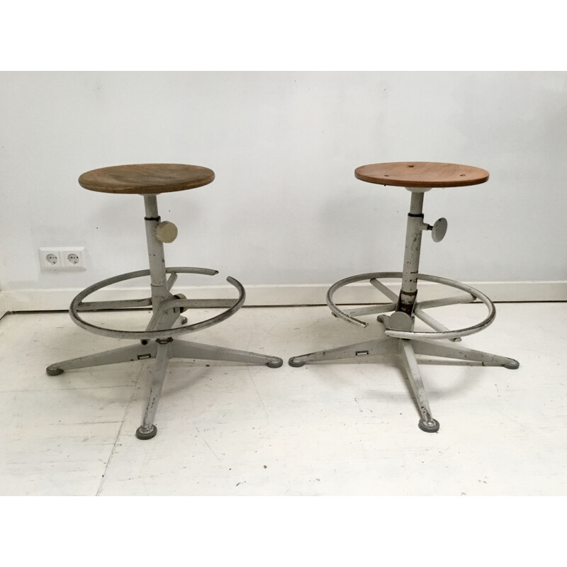 Pair of vintage stools by Friso Kramer for Ahrend le cercle, 1970