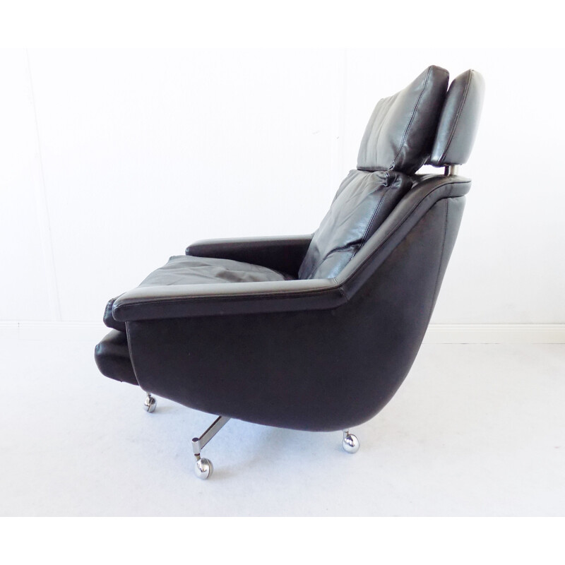 Vintage leather armchair model 802 with ottoman by Werner Langenfeld for ESA, 1960s