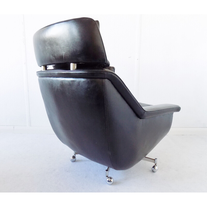 Vintage leather armchair model 802 with ottoman by Werner Langenfeld for ESA, 1960s