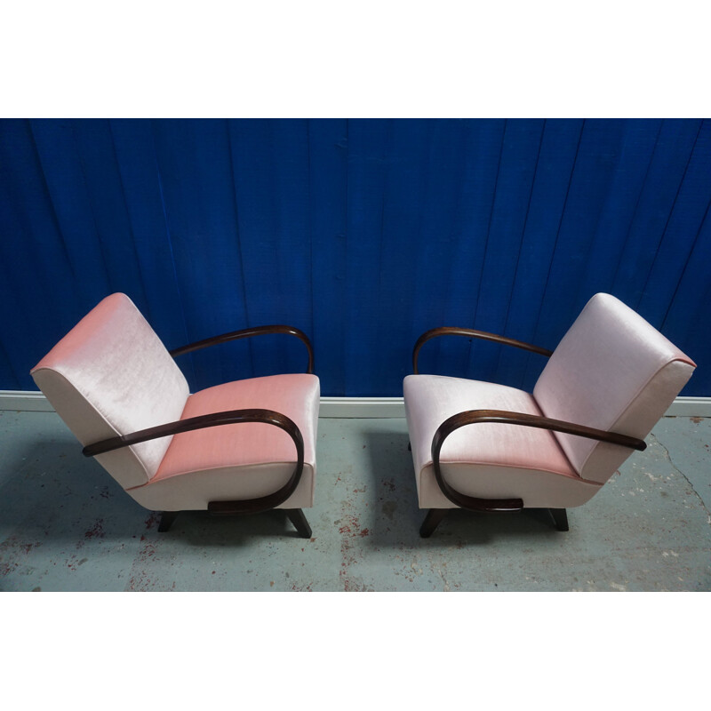 Ensemble de 2 fauteuils vintage en bois en velours rose par Jindrich Halabala de Thonet, 1930