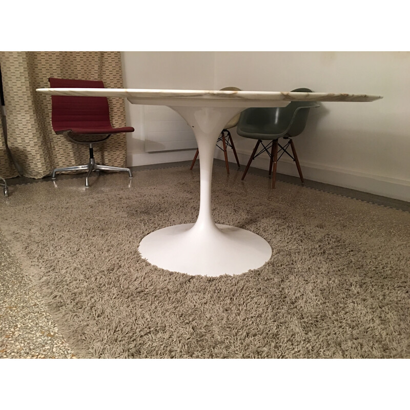 Table à repas vintage en marbre par Eero Saarinen, 1980