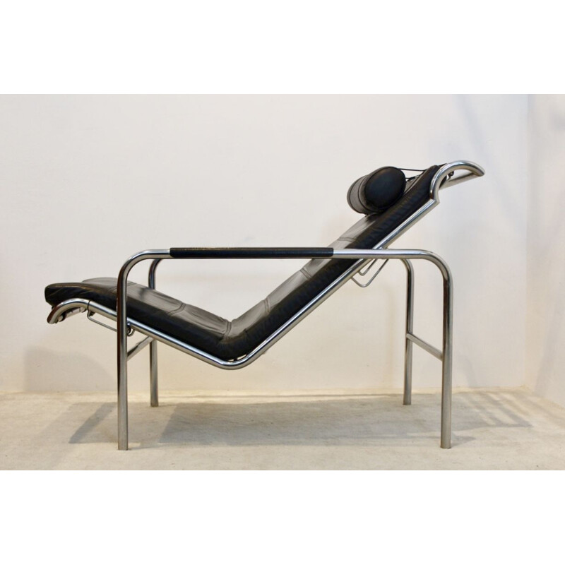 Chaise longue vintage en cuir chromé et noir par Gabriele Mucchi pour Zanotta, 1930