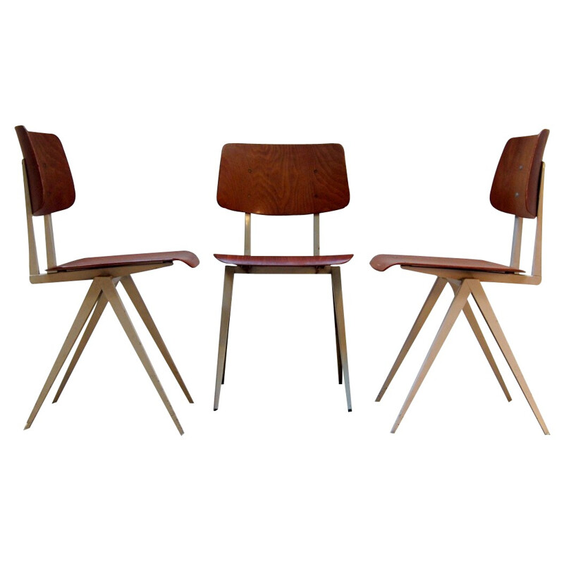 3 chaises à repas Galvanitas - années 60