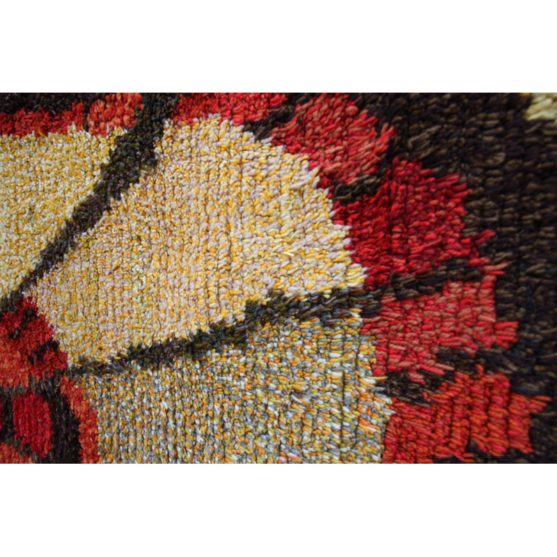 Vintage Rya rug in yellow and red wool, Sweden 1960