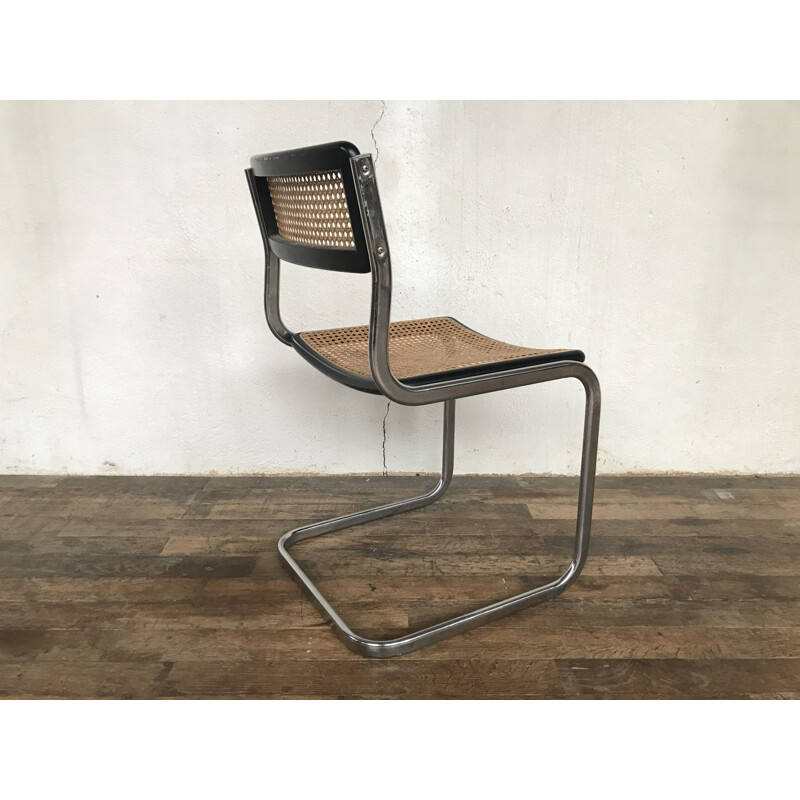 Chaise vintage noire et chrome 1970 