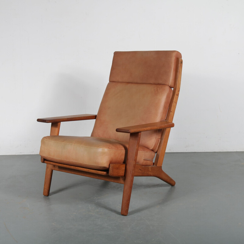 Chaise longue en chêne vintage conçue par Hans J. Wegner, fabriquée par Getama 1950