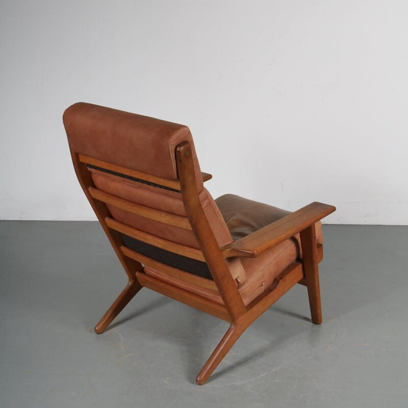 Chaise longue en chêne vintage conçue par Hans J. Wegner, fabriquée par Getama 1950