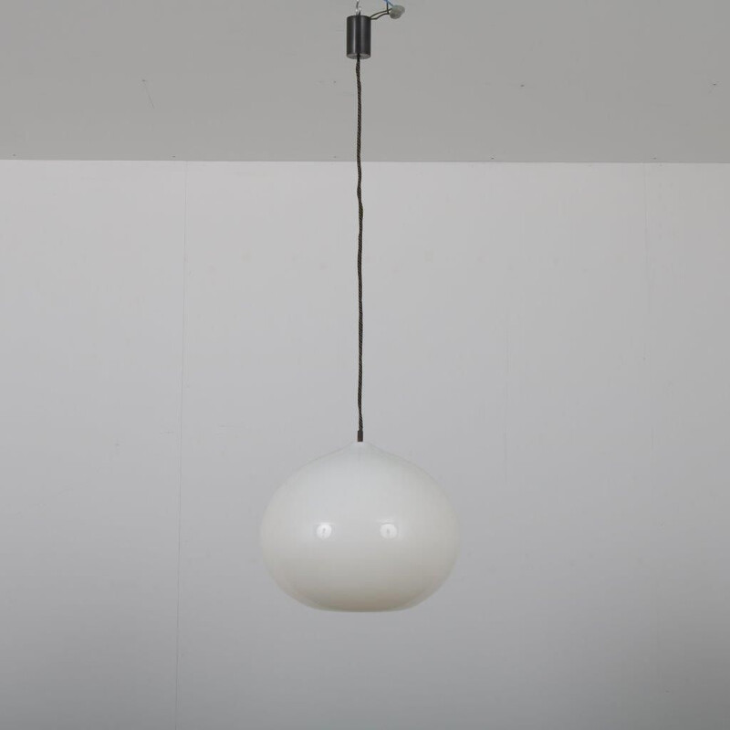 Vintage white glass hanging lamp designed by Alessandro Pianon, manufactured by Vistosi 1960